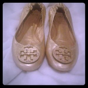 GUC Tory Burch Reva flats!